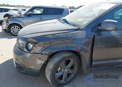 2015 Dodge Journey Crossroad z USA, uszkodzony, nr VIN 3C4PDCGG1FT713492